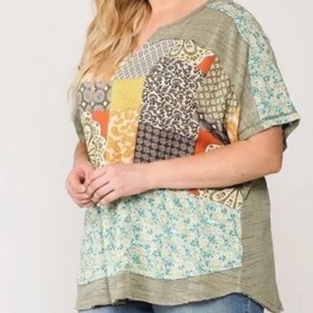 GiGio USA Patchwork Boho Mixed Print Top Olive Green Floral Paisley TC1946 S zz